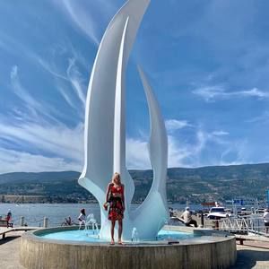 Meet your Posher, Bridget